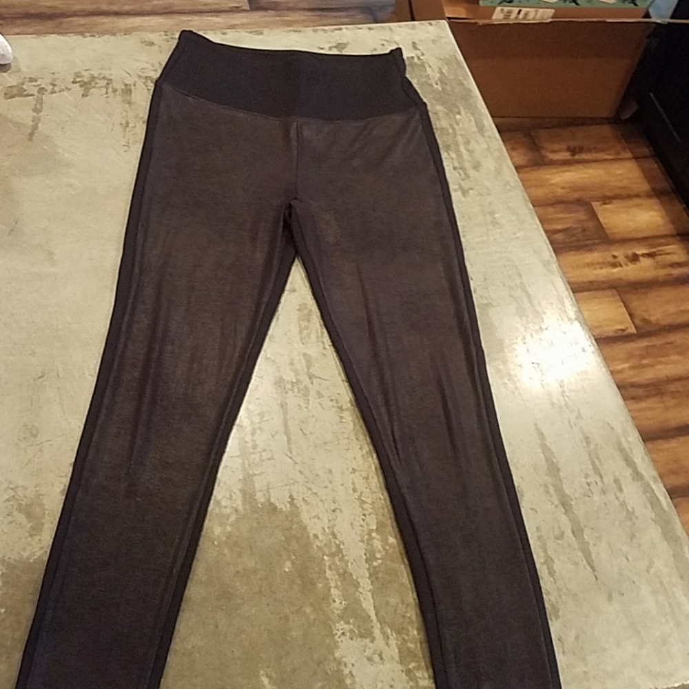 Assets by Spanx leggings